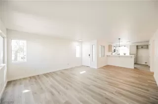 Photo #1: 2525185 Listing