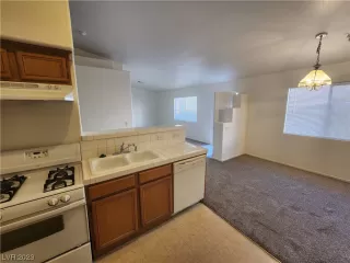 Photo #5: 2525210 Listing 