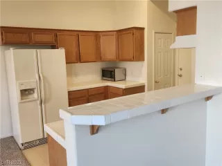 Photo #6: 2525210 Listing 