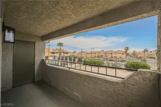 Photo #3: 2525235 Listing