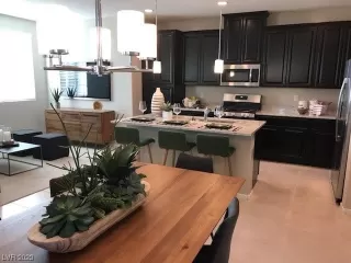 Photo #1: 2525240 Listing