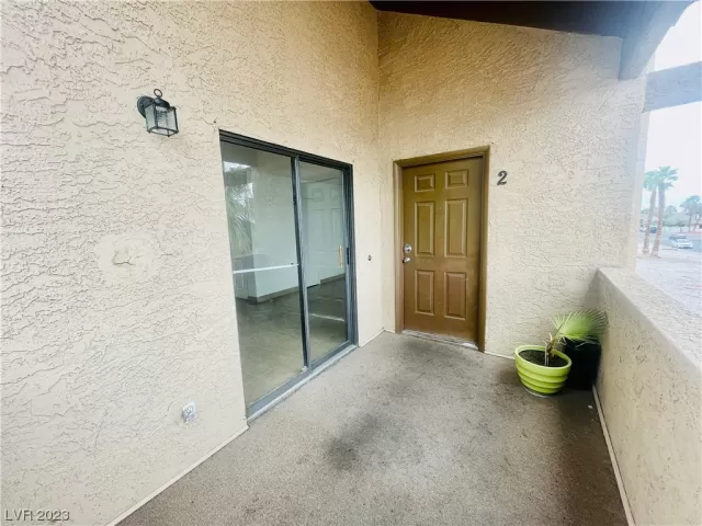 MLS: 2525250 Condo For Sale