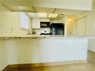 Photo #6: 2525250 Listing 