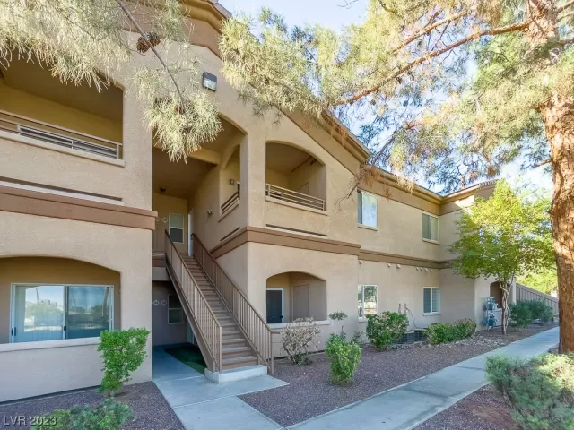 MLS: 2525254 Condo For Sale