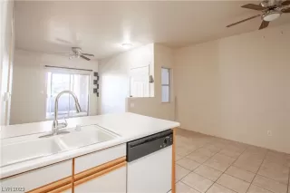 Photo #4: 2525254 Listing