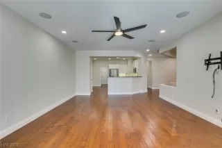 Photo #2: 2525265 Listing