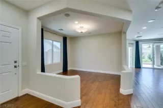 Photo #6: 2525265 Listing