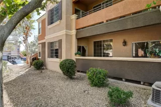 Photo #4: 2525273 Listing