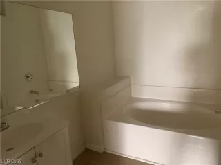 Photo #4: 2525289 Listing 