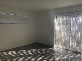 Photo #4: 2525295 Listing 