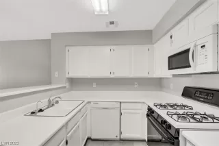 Photo #6: 2525305 Listing 