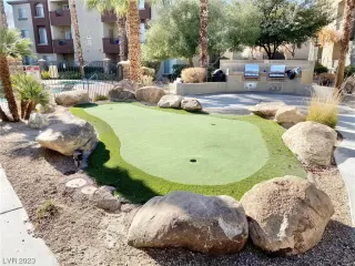 Photo #1: 2525317 Listing 