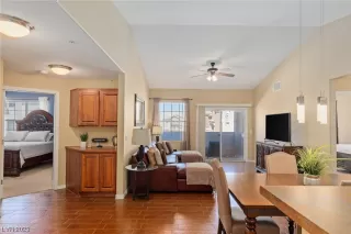 Photo #3: 2525346 Listing 