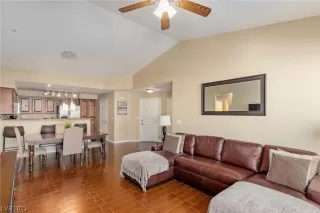 Photo #4: 2525346 Listing 