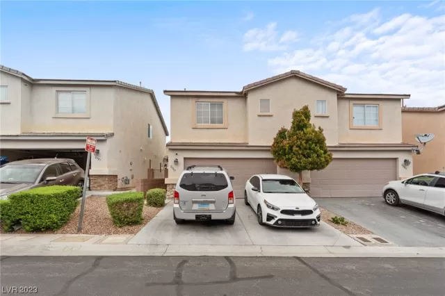 MLS: 2525350 Condo For Sale