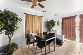 Photo #5: 2525350 Listing 