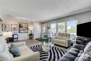 Photo #5: 2525371 Listing