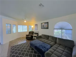 Photo #6: 2525411 Listing 