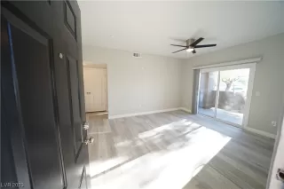 Photo #5: 2525427 Listing 