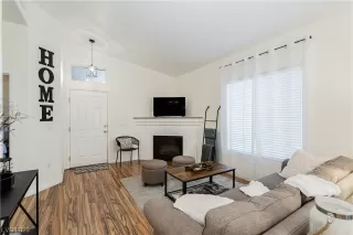 Photo #3: 2525451 Listing 