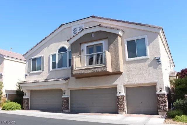 MLS: 2525462 Condo For Sale