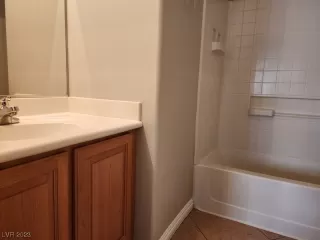 Photo #6: 2525462 Listing 