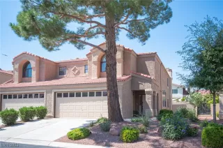 Photo #5: 2525488 Listing