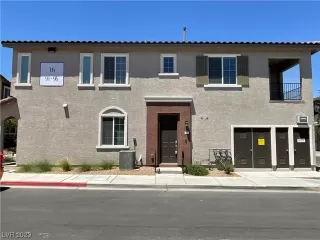 Photo #1: 2525500 Listing 