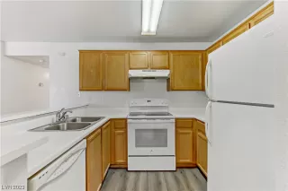 Photo #6: 2525506 Listing