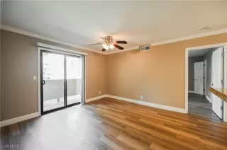 Photo #2: 2525509 Listing