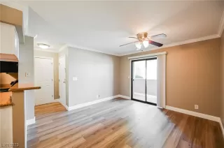 Photo #3: 2525509 Listing