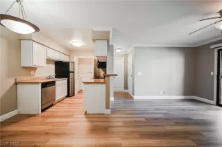 Photo #4: 2525509 Listing