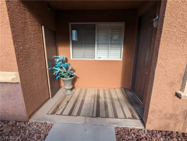 MLS: 2525512 Condo For Sale