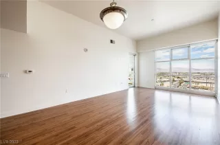 Photo #2: 2525530 Listing 