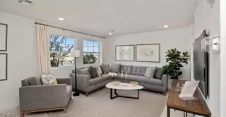 Photo #3: 2525545 Listing