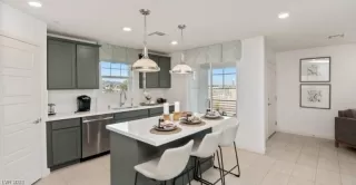 Photo #5: 2525545 Listing