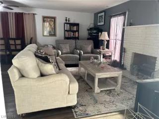 Photo #6: 2525594 Listing