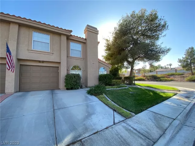 MLS: 2525609 Condo For Sale