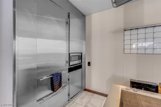 Photo #4: 2525673 Listing 