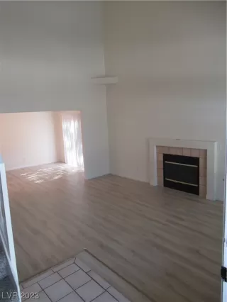 Photo #2: 2525674 Listing 