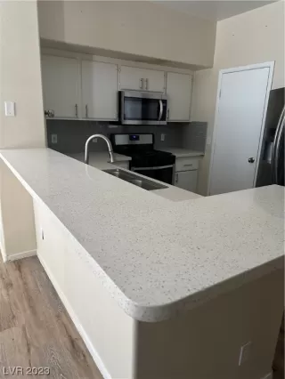 Photo #3: 2525675 Listing 