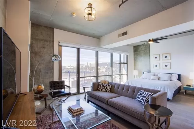 MLS: 2525679 Condo For Sale