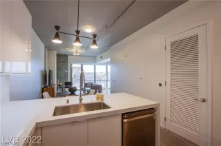 Photo #3: 2525679 Listing 