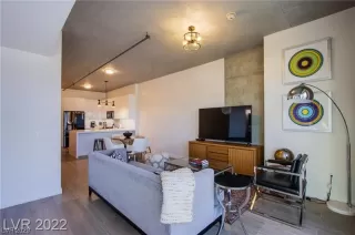 Photo #5: 2525679 Listing 