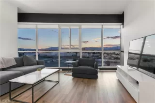 Photo #2: 2525695 Listing 