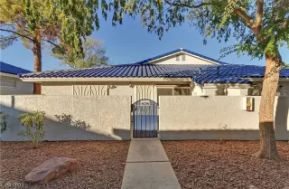 Photo #3: 2525705 Listing