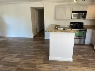 Photo #2: 2525726 Listing 