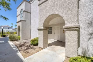 Photo #3: 2525729 Listing 