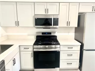 Photo #6: 2525737 Listing 