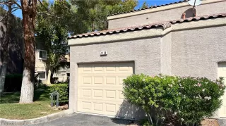 Photo #1: 2525758 Listing